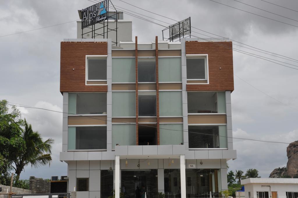 Hotel Alps residencia Krishnagiri Exterior foto